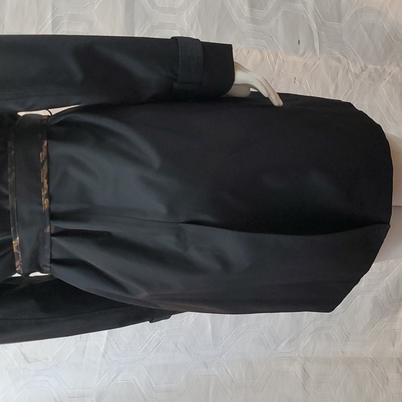 NWT Tahari Maggie Black Trench Coat with Leopard detail size Small. - Picture 7 of 14